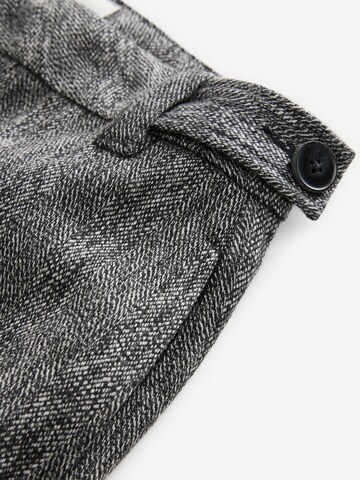 Next Regular Hose in Grau