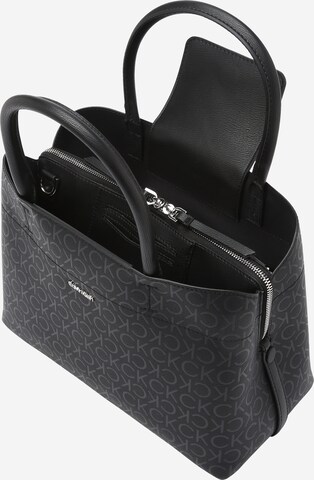 Calvin Klein Handtasche in Schwarz