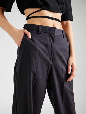 CATWALK JUNKIE Regular Pleated Pants 'IZA' in Blue