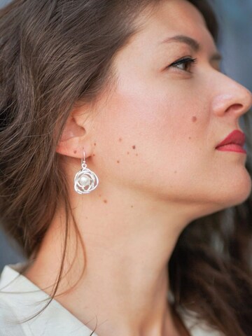 La Moda Me Earrings 'Twist' in Silver