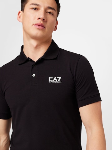 Tricou de la EA7 Emporio Armani pe negru