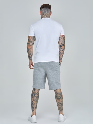 Maglietta 'Essentials' di SikSilk in bianco