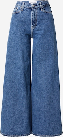 Calvin Klein Jeans Wide leg Jeans in Blue: front