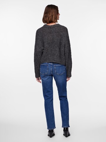 PIECES - Jersey 'NATHERINE' en gris