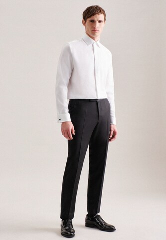 Coupe regular Chemise business SEIDENSTICKER en blanc