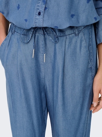 ONLY Loose fit Pleat-Front Pants 'ONLPOPTRASH CHARIS' in Blue