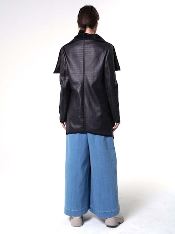 Metamorphoza Blazer in Black
