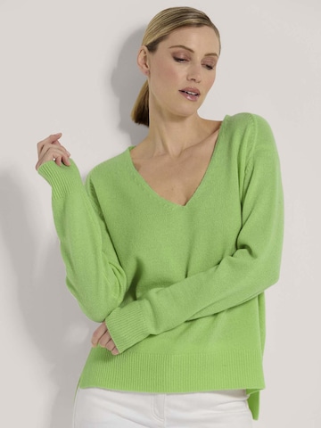 MADELEINE Sweater in Green: front