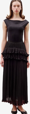MANUKA Skirt in Black: front