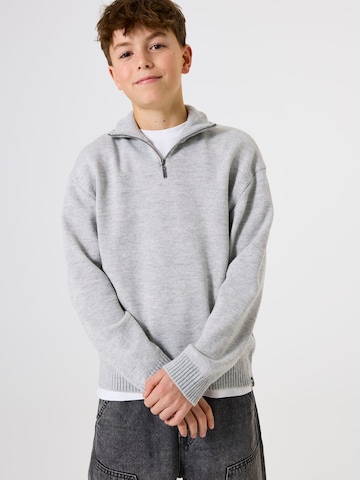 GARCIA Sweater in Grey: front