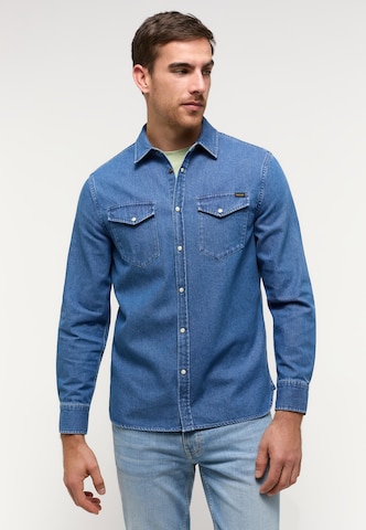 Fit confort Chemise MUSTANG en bleu : devant