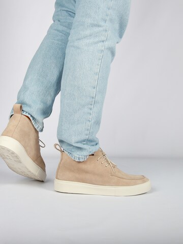 BLACKSTONE - Botas chukka 'Ruby Jerrik CG183' em bege