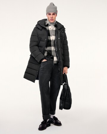 JOOP! Jeans Beanie in Grey: front