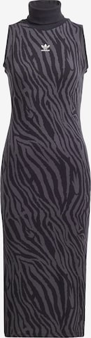 ADIDAS ORIGINALS Платье 'Allover Zebra Animal Print' в Серый: спереди