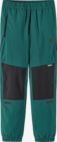 Reima Regular Outdoor broek ' Intona ' in Groen: voorkant