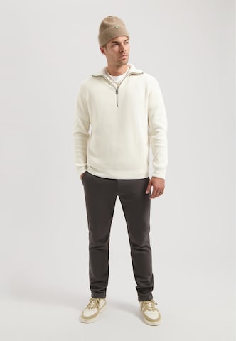 Dstrezzed Pullover 'Josiah' in Weiß