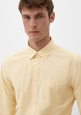 s.Oliver - Ajuste estrecho Camisa en amarillo