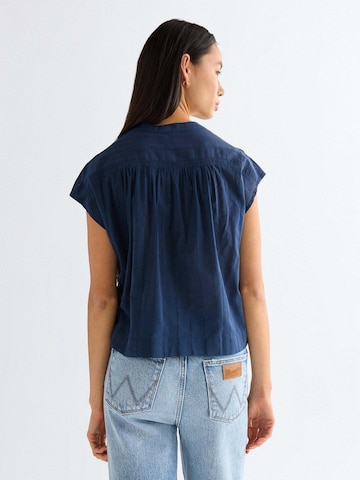 WRANGLER Blouse 'Drop Shoulder' in Blauw