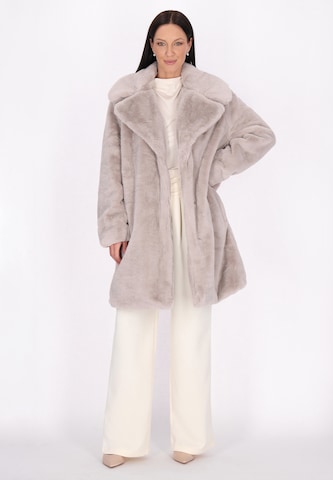 Usha - Abrigo de invierno en beige