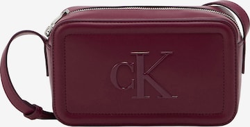 Calvin Klein - Bolso de hombro en rojo: frente