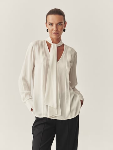 TATUUM Блузка 'ARDEA' в Белый: спереди