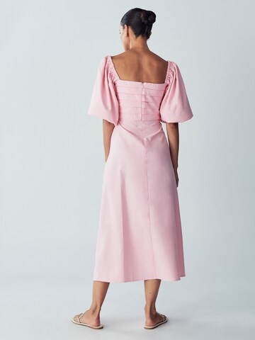 Abito 'Sanna' di Willa in rosa: dietro