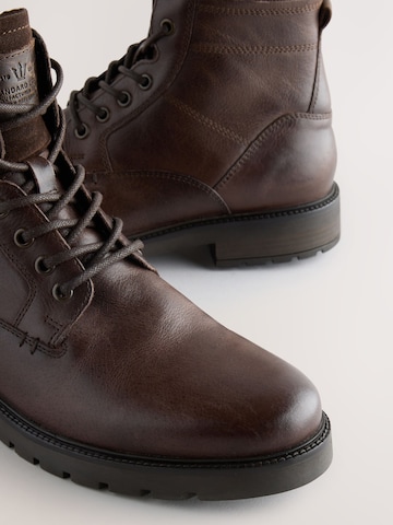 Boots di Next in marrone
