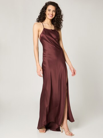 Guido Maria Kretschmer Women Evening Dress 'Fame' in Brown: front