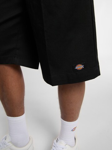 DICKIES Обычный Брюки со складками 'Unionville' в Черный