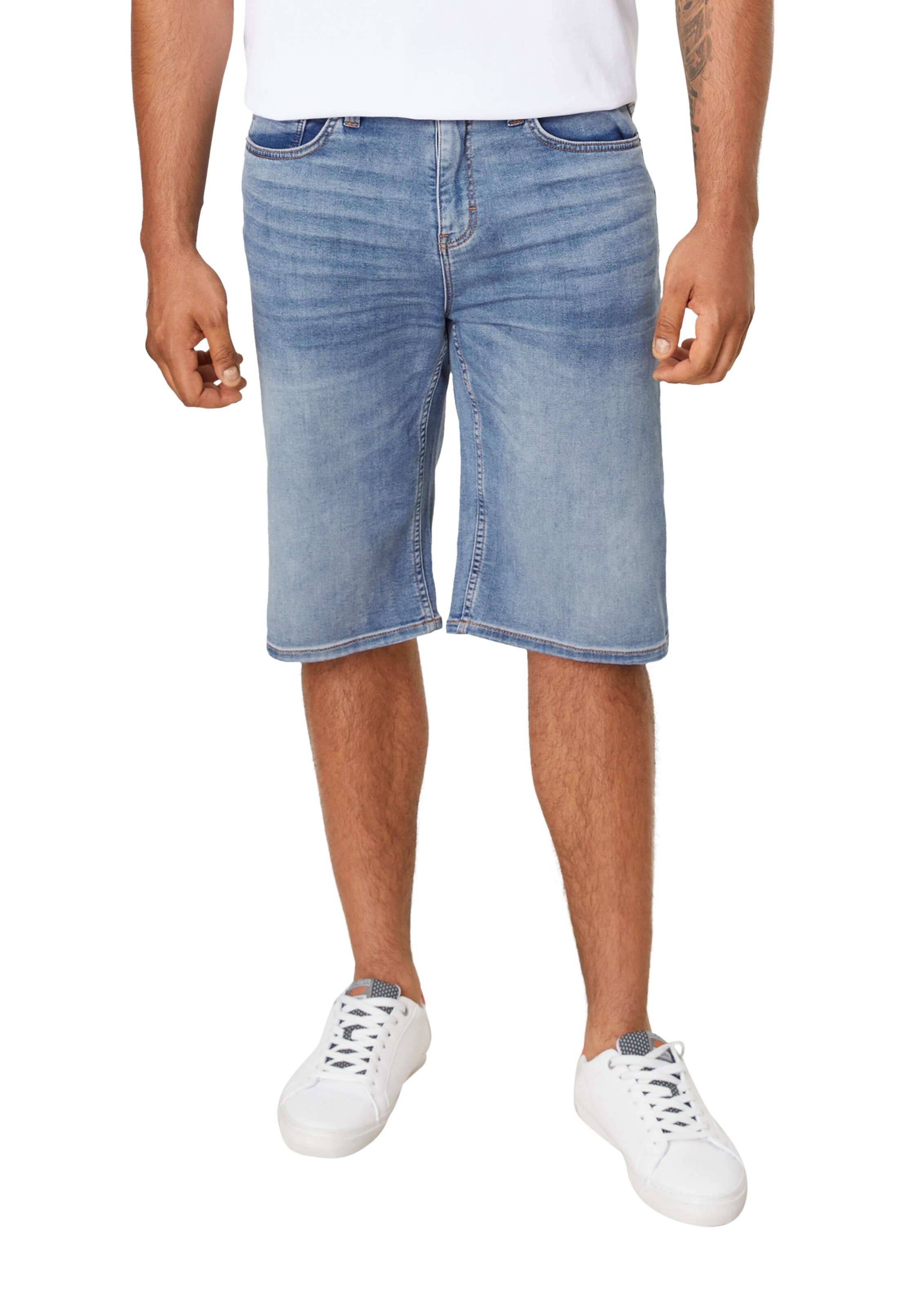 Regular Jeans de la s.Oliver pe albastru: față