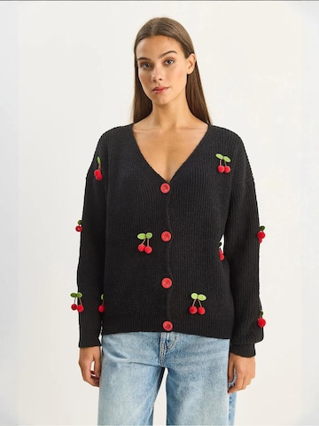 Bianco Lucci Strickjacke in Schwarz: Vorderseite