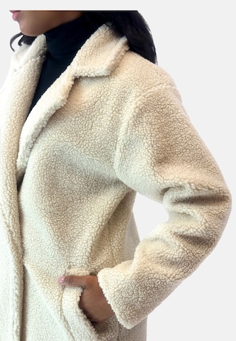 Manteau d’hiver Elara en beige