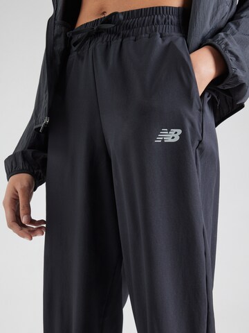 new balance Tapered Hose 'Essentials' in Schwarz