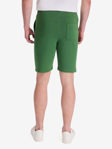 Regular Pantalon WESTMARK LONDON en vert