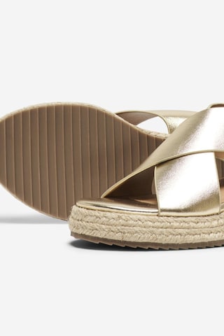 ONLY - Sandalias 'MINERVA-2' en oro