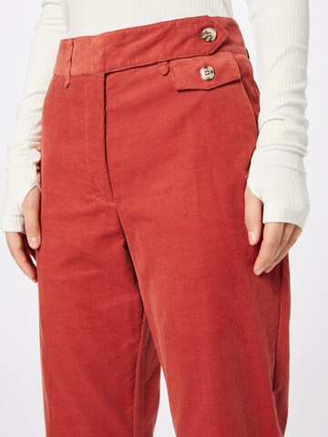 Lovechild 1979 Regular Trousers with creases 'Coppola' in Orange