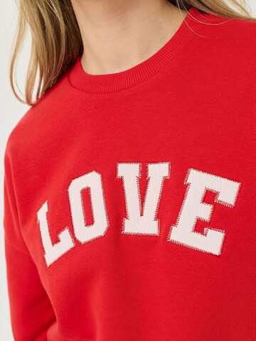 Sweat-shirt Tamaris en rouge