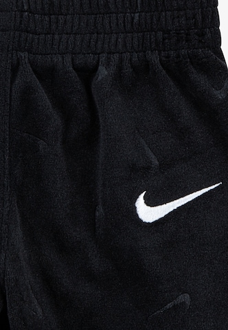 Nike Sportswear Комплект 'NEW IMPRESSIONS' в Черный