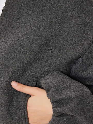 Giacca di mezza stagione di Happiness İstanbul in grigio