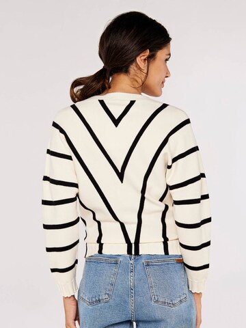 Pull-over 'Chevron' Apricot en blanc