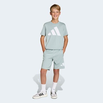 ADIDAS SPORTSWEAR Funktionstopp 'Essentials' i grön