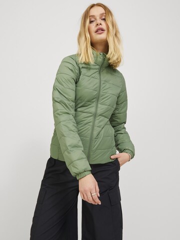 JJXX Between-Season Jacket 'Nora' in Green: front