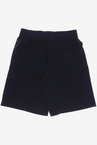 UNDER ARMOUR Shorts in 33 in Black