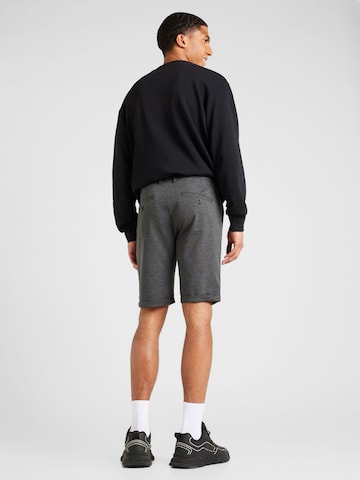 regular Pantaloni con pieghe 'Superflex' di Lindbergh in grigio