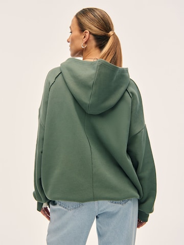 Kamila Šikl Sweatshirt in Groen