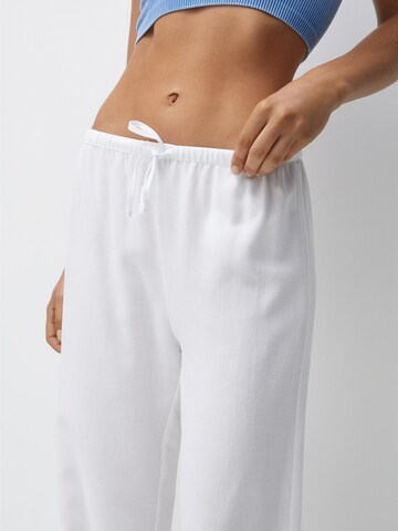 Wide Leg Pantalon Pull&Bear en blanc