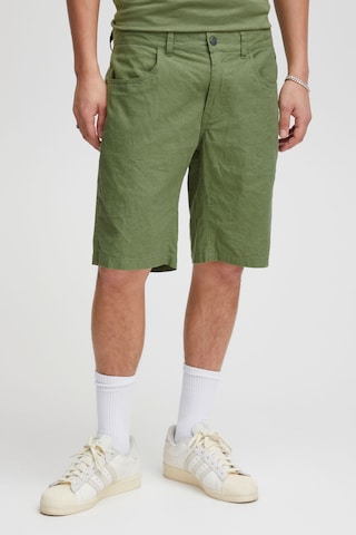 BLEND Regular Pants in Green: front