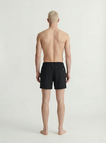 JACK & JONES Badeshorts in Schwarz