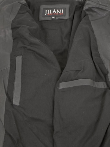 Veste mi-saison 'Fulya' Jilani en noir
