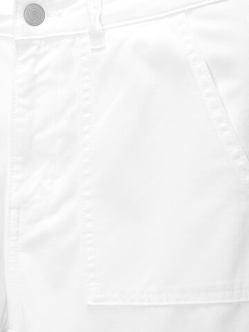 Loosefit Jeans cargo Pull&Bear en blanc